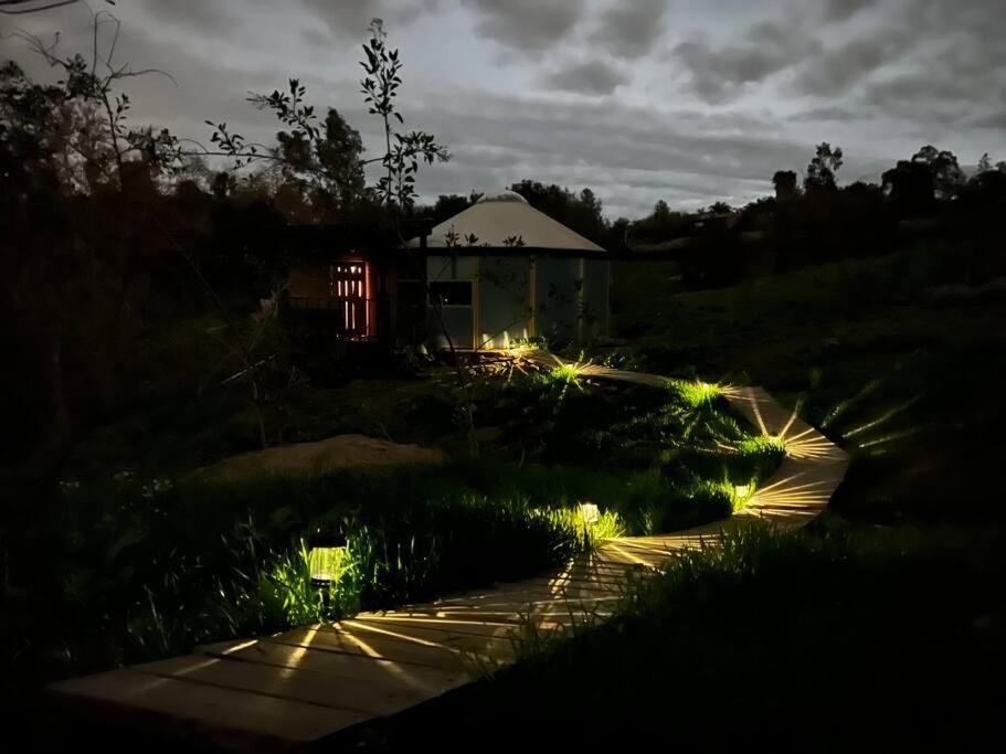 Villa Glamping-Sky Dome Yurt-Tiny House-2 By Lavenders Field à Valley Center Extérieur photo