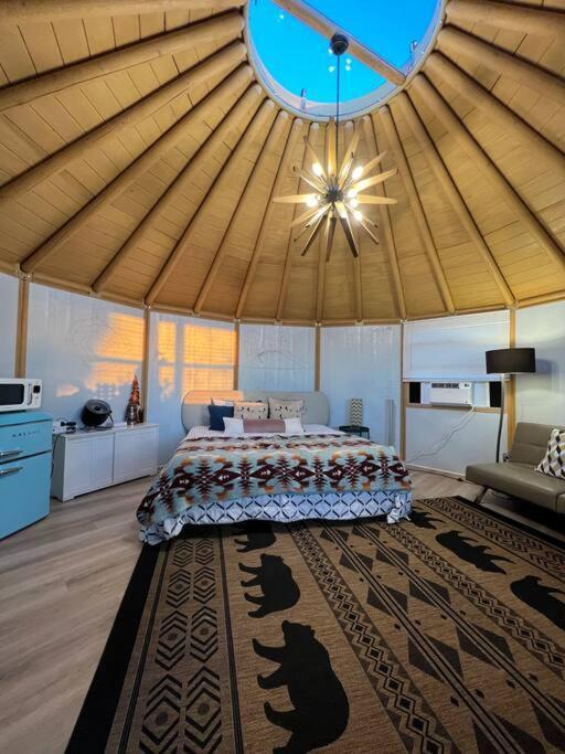 Villa Glamping-Sky Dome Yurt-Tiny House-2 By Lavenders Field à Valley Center Extérieur photo