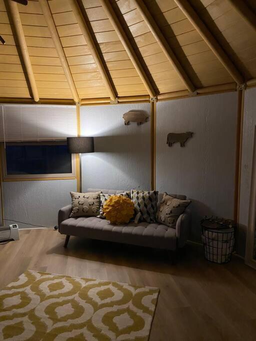 Villa Glamping-Sky Dome Yurt-Tiny House-2 By Lavenders Field à Valley Center Extérieur photo